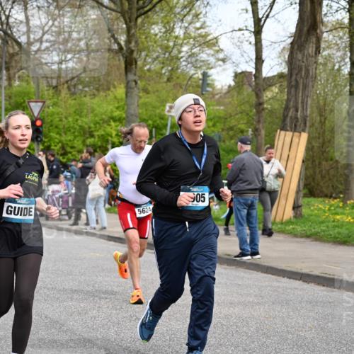 12.04.2026 - 45. Internationalen Wilhelmsburger Insellauf J. Mangold http://msf.ph/oto/9513699 12.04.2026 13:09:41 Ziel 5611, 5108, 4288, 5190, 3121, 2337, 3056, 2688, 4776, 2689, 5095, 3571, 5760, 3019, 3440, 5761, 4335, 3807, 4794, 2687, 5090, 5256, 4419, 5454, 4419, 5454, 5624, 5005, 3557, 3729, 3890, 5282, 2072, 5130, 3004, 2103, 5089, 2001, 4116, 3004, 2103, 5089, 2001, 4116, 2743, 3673, 4961, 3919, 3793, 3549, 5646, 5287, 4910, 4278, 4935, 2129, 2982, 2121 meine-sportfotos.de