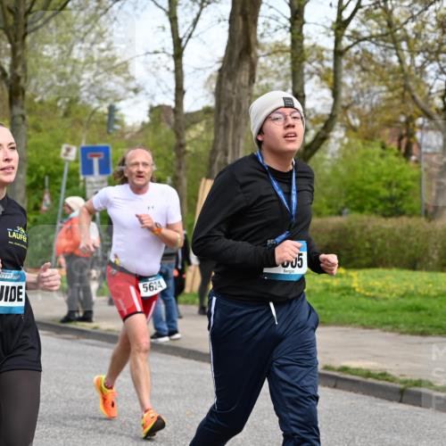 12.04.2026 - 45. Internationalen Wilhelmsburger Insellauf J. Mangold http://msf.ph/oto/9513707 12.04.2026 13:09:42 Ziel 5108, 4288, 5190, 3121, 2337, 3056, 2688, 4776, 2689, 5095, 3571, 5760, 3019, 3440, 5761, 4335, 3807, 4794, 2687, 5090, 5256, 4419, 5454, 5624, 5005, 5624, 5005, 3557, 3729, 3890, 5282, 2072, 5130, 3004, 2103, 5089, 2001, 4116, 2743, 3673, 4961, 3919, 3793, 3549, 5646, 5287, 4910, 4278, 4935, 2129, 2982, 2121 meine-sportfotos.de