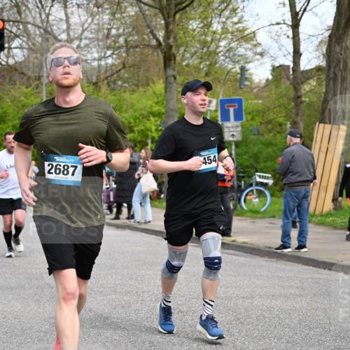 12.04.2026 - 45. Internationalen Wilhelmsburger Insellauf J. Mangold http://msf.ph/oto/9513719 12.04.2026 13:09:44 Ziel 4288, 5190, 3121, 2337, 3056, 2688, 4776, 2689, 5095, 3571, 5760, 3019, 3440, 5761, 4335, 3807, 4794, 2687, 5090, 5256, 4419, 5454, 5624, 5005, 3557, 3557, 3729, 3890, 5282, 2072, 5130, 3004, 2103, 5089, 2001, 4116, 2743, 2743, 3673, 4961, 3919, 3793, 3549, 5646, 5287, 4910, 4278, 4935, 2129, 2982, 2121 meine-sportfotos.de
