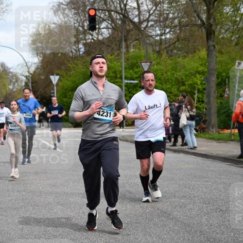 12.04.2026 - 45. Internationalen Wilhelmsburger Insellauf J. Mangold http://msf.ph/oto/9513728 12.04.2026 13:09:45 Ziel 2337, 3056, 2688, 4776, 2689, 5095, 3571, 5760, 3019, 3440, 5761, 4335, 3807, 4794, 2687, 5090, 5256, 4419, 5454, 5624, 5005, 3557, 3729, 3729, 3890, 5282, 2072, 5130, 3004, 2103, 5089, 2001, 4116, 2743, 3673, 4961, 3919, 3793, 3673, 4961, 3919, 3793, 3549, 5646, 5287, 4910, 4278, 4935, 2129, 2982, 2121, 2289 meine-sportfotos.de