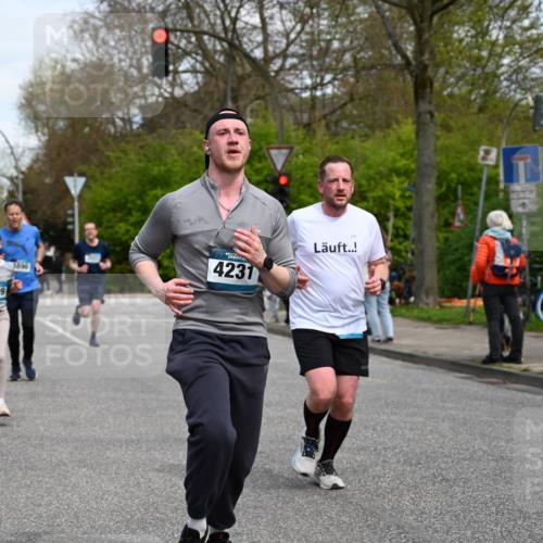 12.04.2026 - 45. Internationalen Wilhelmsburger Insellauf J. Mangold http://msf.ph/oto/9513732 12.04.2026 13:09:46 Ziel 2337, 3056, 2688, 4776, 2689, 5095, 3571, 5760, 3019, 3440, 5761, 4335, 3807, 4794, 2687, 5090, 5256, 4419, 5454, 5624, 5005, 3557, 3729, 3890, 5282, 2072, 5130, 3004, 2103, 5089, 2001, 4116, 2743, 3673, 4961, 3919, 3793, 3549, 3549, 5646, 5287, 4910, 4278, 4935, 2129, 2982, 2121, 2289, 4250 meine-sportfotos.de