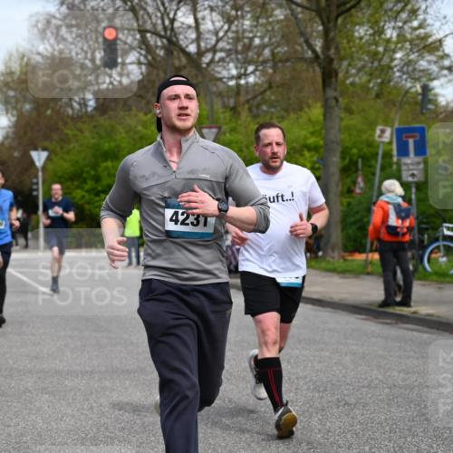 12.04.2026 - 45. Internationalen Wilhelmsburger Insellauf J. Mangold http://msf.ph/oto/9513734 12.04.2026 13:09:46 Ziel 2337, 3056, 2688, 4776, 2689, 5095, 3571, 5760, 3019, 3440, 5761, 4335, 3807, 4794, 2687, 5090, 5256, 4419, 5454, 5624, 5005, 3557, 3729, 3890, 5282, 2072, 5130, 3004, 2103, 5089, 2001, 4116, 2743, 3673, 4961, 3919, 3793, 3549, 3549, 5646, 5287, 4910, 4278, 4935, 2129, 2982, 2121, 2289, 4250 meine-sportfotos.de