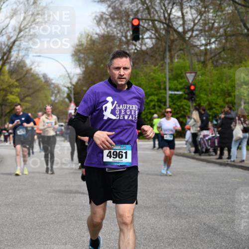 12.04.2026 - 45. Internationalen Wilhelmsburger Insellauf J. Mangold http://msf.ph/oto/9513799 12.04.2026 13:09:56 Ziel 3807, 4794, 2687, 5090, 5256, 4419, 5454, 5624, 5005, 3557, 3729, 3890, 5282, 2072, 5130, 3004, 2103, 5089, 2001, 4116, 2743, 2743, 3673, 4961, 3919, 3793, 3549, 5646, 5287, 4910, 4278, 4935, 2129, 2982, 2121, 2289, 4250, 5612, 3338, 5704, 4578, 4579, 4356, 3445, 3446, 4562, 3654, 3269, 4552, 3285, 3288 meine-sportfotos.de