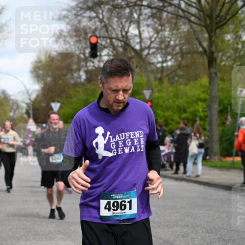 12.04.2026 - 45. Internationalen Wilhelmsburger Insellauf J. Mangold http://msf.ph/oto/9513805 12.04.2026 13:09:56 Ziel 3807, 4794, 2687, 5090, 5256, 4419, 5454, 5624, 5005, 3557, 3729, 3890, 5282, 2072, 5130, 3004, 2103, 5089, 2001, 4116, 2743, 2743, 3673, 4961, 3919, 3793, 3549, 5646, 5287, 4910, 4278, 4935, 2129, 2982, 2121, 2289, 4250, 5612, 3338, 5704, 4578, 4579, 4356, 3445, 3446, 4562, 3654, 3269, 4552, 3285, 3288 meine-sportfotos.de