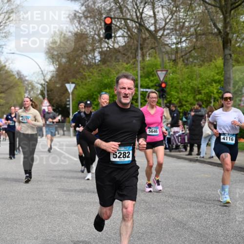 12.04.2026 - 45. Internationalen Wilhelmsburger Insellauf J. Mangold http://msf.ph/oto/9513814 12.04.2026 13:09:58 Ziel 3807, 4794, 2687, 5090, 5256, 4419, 5454, 5624, 5005, 3557, 3729, 3890, 5282, 2072, 5130, 3004, 2103, 5089, 2001, 4116, 2743, 3673, 4961, 3919, 3793, 3549, 3549, 5646, 5287, 4910, 4278, 4935, 2129, 2982, 2121, 2289, 4250, 4250, 5612, 3338, 5704, 4578, 4579, 4356, 3445, 3446, 4562, 3654, 3269, 4552, 3285, 3288, 5444, 5443, 5830 meine-sportfotos.de