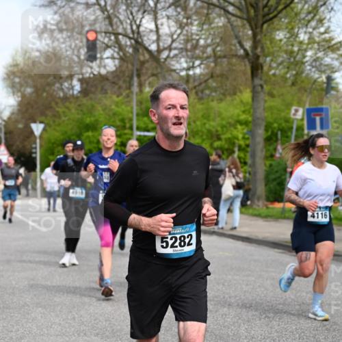12.04.2026 - 45. Internationalen Wilhelmsburger Insellauf J. Mangold http://msf.ph/oto/9513820 12.04.2026 13:09:58 Ziel 3807, 4794, 2687, 5090, 5256, 4419, 5454, 5624, 5005, 3557, 3729, 3890, 5282, 2072, 5130, 3004, 2103, 5089, 2001, 4116, 2743, 3673, 4961, 3919, 3793, 3549, 3549, 5646, 5287, 4910, 4278, 4935, 2129, 2982, 2121, 2289, 4250, 4250, 5612, 3338, 5704, 4578, 4579, 4356, 3445, 3446, 4562, 3654, 3269, 4552, 3285, 3288, 5444, 5443, 5830 meine-sportfotos.de
