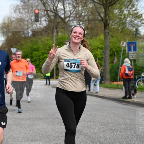 12.04.2026 - 45. Internationalen Wilhelmsburger Insellauf J. Mangold http://msf.ph/oto/9513852 12.04.2026 13:10:02 Ziel 3807, 4794, 2687, 5090, 5256, 4419, 5454, 5624, 5005, 3557, 3729, 3890, 5282, 2072, 5130, 3004, 2103, 5089, 2001, 4116, 2743, 3673, 4961, 3919, 3793, 3549, 5646, 5287, 4910, 4910, 4278, 4935, 2129, 2982, 2121, 2289, 4250, 5612, 5612, 3338, 5704, 4578, 4579, 4356, 3445, 3446, 4562, 3654, 3269, 4552, 3285, 3288, 5444, 5443, 5830, 5259, 3407, 3948, 3949 meine-sportfotos.de