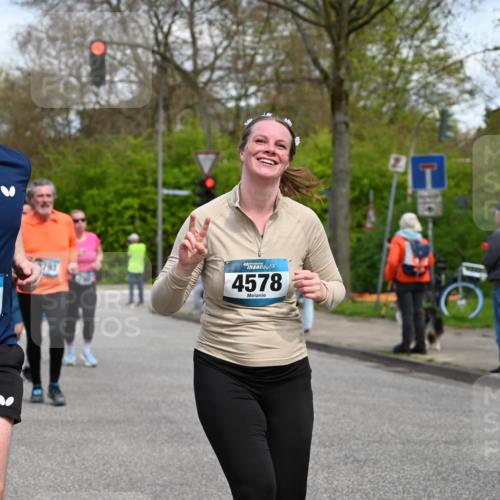12.04.2026 - 45. Internationalen Wilhelmsburger Insellauf J. Mangold http://msf.ph/oto/9513854 12.04.2026 13:10:03 Ziel 2687, 5090, 5256, 4419, 5454, 5624, 5005, 3557, 3729, 3890, 5282, 2072, 5130, 3004, 2103, 5089, 2001, 4116, 2743, 3673, 4961, 3919, 3793, 3549, 5646, 5287, 4910, 4278, 4935, 4278, 4935, 2129, 2982, 2121, 2289, 4250, 5612, 3338, 3338, 5704, 4578, 4579, 4356, 3445, 3446, 4562, 3654, 3269, 4552, 3285, 3288, 5444, 5443, 5830, 5259, 3407, 3948, 3949, 4540, 2315 meine-sportfotos.de