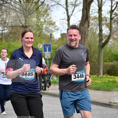 12.04.2026 - 45. Internationalen Wilhelmsburger Insellauf J. Mangold http://msf.ph/oto/9513886 12.04.2026 13:10:07 Ziel 5624, 5005, 3557, 3729, 3890, 5282, 2072, 5130, 3004, 2103, 5089, 2001, 4116, 2743, 3673, 4961, 3919, 3793, 3549, 5646, 5287, 4910, 4278, 4935, 2129, 2982, 2121, 2289, 4250, 5612, 3338, 5704, 4578, 4579, 4356, 3445, 3446, 4562, 3654, 3269, 4552, 4562, 3654, 3269, 4552, 3285, 3288, 5444, 5443, 5830, 5259, 3407, 3948, 3949, 4540, 2315, 5494, 4909, 5004 meine-sportfotos.de