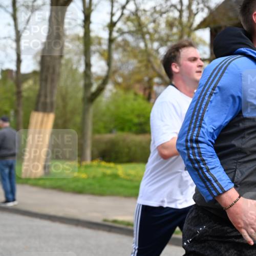 12.04.2026 - 45. Internationalen Wilhelmsburger Insellauf J. Mangold http://msf.ph/oto/9513898 12.04.2026 13:10:08 Ziel 3557, 3729, 3890, 5282, 2072, 5130, 3004, 2103, 5089, 2001, 4116, 2743, 3673, 4961, 3919, 3793, 3549, 5646, 5287, 4910, 4278, 4935, 2129, 2982, 2121, 2289, 4250, 5612, 3338, 5704, 4578, 4579, 4356, 3445, 3446, 4562, 3654, 3269, 4552, 3285, 3288, 3285, 3288, 5444, 5443, 5830, 5259, 3407, 3948, 3949, 4540, 2315, 5494, 4909, 5004 meine-sportfotos.de