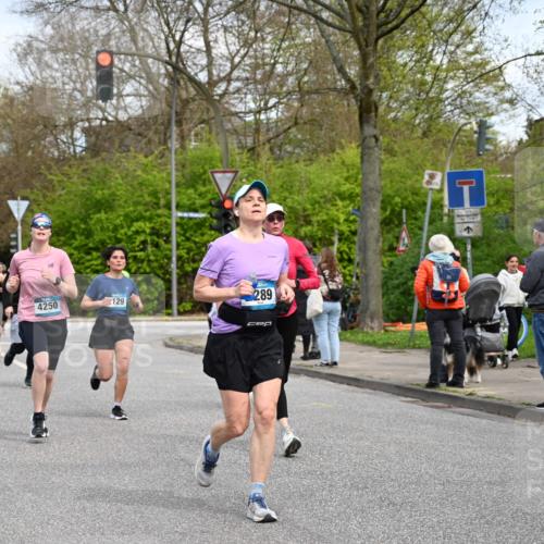 12.04.2026 - 45. Internationalen Wilhelmsburger Insellauf J. Mangold http://msf.ph/oto/9513900 12.04.2026 13:10:09 Ziel 3557, 3729, 3890, 5282, 2072, 5130, 3004, 2103, 5089, 2001, 4116, 2743, 3673, 4961, 3919, 3793, 3549, 5646, 5287, 4910, 4278, 4935, 2129, 2982, 2121, 2289, 2289, 4250, 5612, 3338, 5704, 4578, 4579, 4356, 3445, 3446, 4562, 3654, 3269, 4552, 3285, 3288, 5444, 5443, 5830, 5259, 3407, 3948, 3949, 4540, 2315, 5494, 4909, 5004, 4969, 5762 meine-sportfotos.de