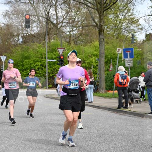 12.04.2026 - 45. Internationalen Wilhelmsburger Insellauf J. Mangold http://msf.ph/oto/9513901 12.04.2026 13:10:09 Ziel 3557, 3729, 3890, 5282, 2072, 5130, 3004, 2103, 5089, 2001, 4116, 2743, 3673, 4961, 3919, 3793, 3549, 5646, 5287, 4910, 4278, 4935, 2129, 2982, 2121, 2289, 2289, 4250, 5612, 3338, 5704, 4578, 4579, 4356, 3445, 3446, 4562, 3654, 3269, 4552, 3285, 3288, 5444, 5443, 5830, 5259, 3407, 3948, 3949, 4540, 2315, 5494, 4909, 5004, 4969, 5762 meine-sportfotos.de