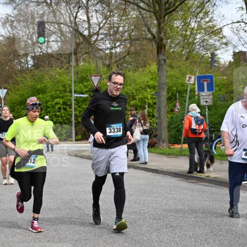 12.04.2026 - 45. Internationalen Wilhelmsburger Insellauf J. Mangold http://msf.ph/oto/9513931 12.04.2026 13:10:13 Ziel 3890, 5282, 2072, 5130, 3004, 2103, 5089, 2001, 4116, 2743, 3673, 4961, 3919, 3793, 3549, 5646, 5287, 4910, 4278, 4935, 2129, 2982, 2121, 2289, 4250, 5612, 3338, 5704, 4578, 4579, 4356, 3445, 3446, 4562, 3654, 3269, 4552, 3285, 3288, 5444, 5443, 5830, 5259, 3407, 3407, 3948, 3949, 4540, 2315, 5494, 4909, 5004, 4969, 5762, 4769, 4798, 4134, 4799, 5681 meine-sportfotos.de