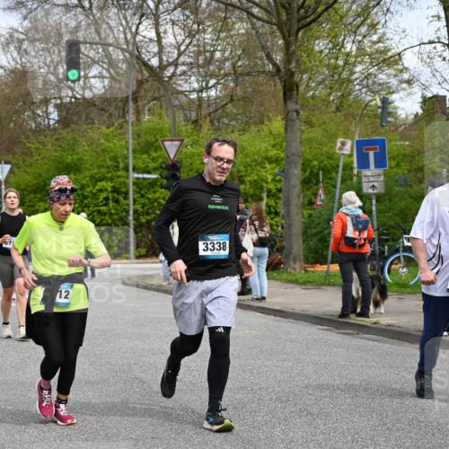 12.04.2026 - 45. Internationalen Wilhelmsburger Insellauf J. Mangold http://msf.ph/oto/9513932 12.04.2026 13:10:13 Ziel 3890, 5282, 2072, 5130, 3004, 2103, 5089, 2001, 4116, 2743, 3673, 4961, 3919, 3793, 3549, 5646, 5287, 4910, 4278, 4935, 2129, 2982, 2121, 2289, 4250, 5612, 3338, 5704, 4578, 4579, 4356, 3445, 3446, 4562, 3654, 3269, 4552, 3285, 3288, 5444, 5443, 5830, 5259, 3407, 3407, 3948, 3949, 4540, 2315, 5494, 4909, 5004, 4969, 5762, 4769, 4798, 4134, 4799, 5681 meine-sportfotos.de