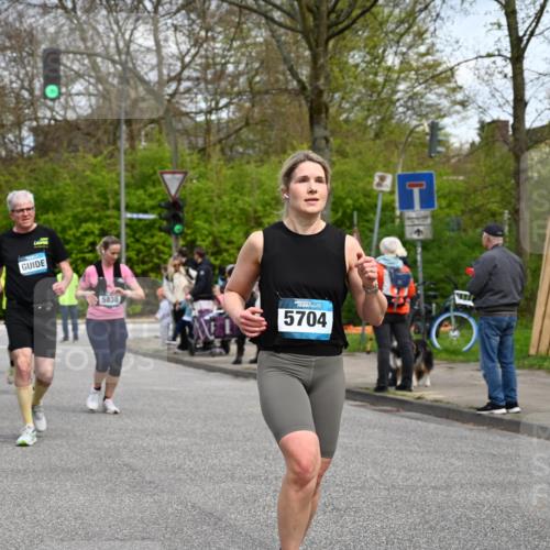 12.04.2026 - 45. Internationalen Wilhelmsburger Insellauf J. Mangold http://msf.ph/oto/9513938 12.04.2026 13:10:16 Ziel 2072, 5130, 3004, 2103, 5089, 2001, 4116, 2743, 3673, 4961, 3919, 3793, 3549, 5646, 5287, 4910, 4278, 4935, 2129, 2982, 2121, 2289, 4250, 5612, 3338, 5704, 5704, 4578, 4579, 4356, 3445, 3446, 4562, 3654, 3269, 4552, 3285, 3288, 5444, 5443, 5830, 5259, 3407, 3948, 3949, 4540, 2315, 5494, 5494, 4909, 5004, 4969, 5762, 4769, 4798, 4134, 4799, 5681, 2897, 3462, 5160 meine-sportfotos.de