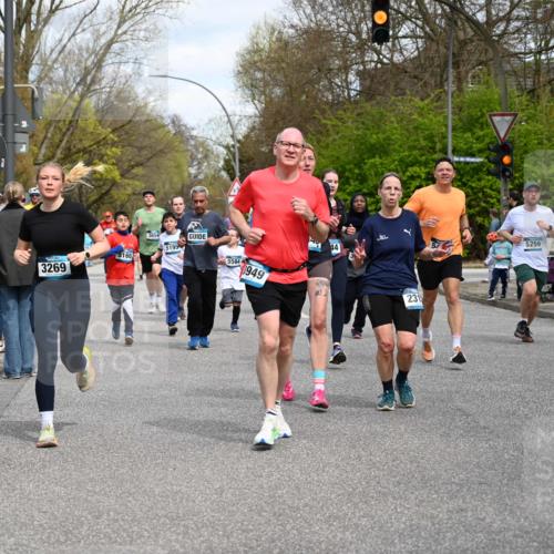 12.04.2026 - 45. Internationalen Wilhelmsburger Insellauf J. Mangold http://msf.ph/oto/9513997 12.04.2026 13:10:23 Ziel 3549, 5646, 5287, 4910, 4278, 4935, 2129, 2982, 2121, 2289, 4250, 5612, 3338, 5704, 4578, 4579, 4356, 3445, 3446, 4562, 3654, 3269, 4552, 3285, 3288, 5444, 5443, 5830, 5259, 3407, 3948, 3949, 4540, 2315, 5494, 4909, 5004, 4969, 5762, 4769, 4798, 4769, 4798, 4134, 4799, 5681, 2897, 3462, 5160, 5768, 3243, 4916, 5161, 3211, 5584, 4770, 5246 meine-sportfotos.de