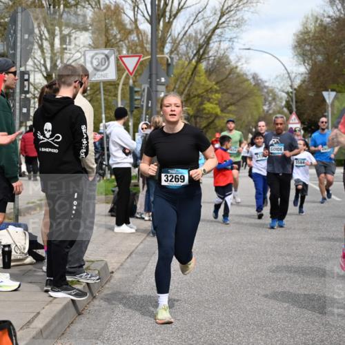 12.04.2026 - 45. Internationalen Wilhelmsburger Insellauf J. Mangold http://msf.ph/oto/9514000 12.04.2026 13:10:24 Ziel 5646, 5287, 4910, 4278, 4935, 2129, 2982, 2121, 2289, 4250, 5612, 3338, 5704, 4578, 4579, 4356, 3445, 3446, 4562, 3654, 3269, 4552, 3285, 3288, 5444, 5443, 5830, 5259, 5259, 3407, 3948, 3949, 4540, 2315, 5494, 4909, 5004, 4969, 5762, 4769, 4798, 4134, 4799, 4134, 4799, 5681, 2897, 3462, 5160, 5768, 3243, 4916, 5161, 3211, 5584, 4770, 5246, 2926, 2927 meine-sportfotos.de