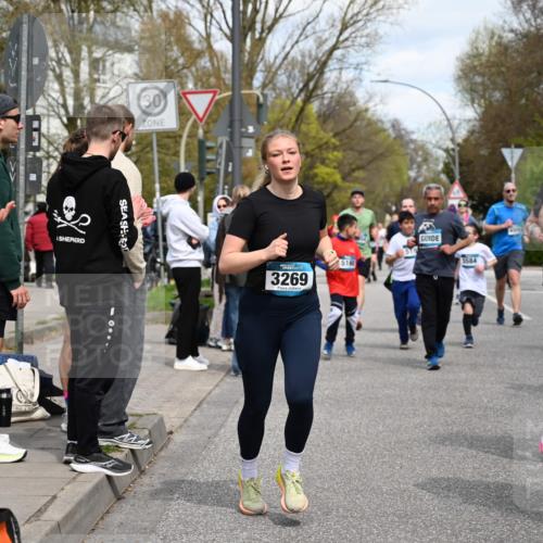 12.04.2026 - 45. Internationalen Wilhelmsburger Insellauf J. Mangold http://msf.ph/oto/9514002 12.04.2026 13:10:24 Ziel 5646, 5287, 4910, 4278, 4935, 2129, 2982, 2121, 2289, 4250, 5612, 3338, 5704, 4578, 4579, 4356, 3445, 3446, 4562, 3654, 3269, 4552, 3285, 3288, 5444, 5443, 5830, 5259, 5259, 3407, 3948, 3949, 4540, 2315, 5494, 4909, 5004, 4969, 5762, 4769, 4798, 4134, 4799, 4134, 4799, 5681, 2897, 3462, 5160, 5768, 3243, 4916, 5161, 3211, 5584, 4770, 5246, 2926, 2927 meine-sportfotos.de