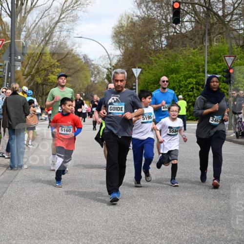 12.04.2026 - 45. Internationalen Wilhelmsburger Insellauf J. Mangold http://msf.ph/oto/9514018 12.04.2026 13:10:26 Ziel 4910, 4278, 4935, 2129, 2982, 2121, 2289, 4250, 5612, 3338, 5704, 4578, 4579, 4356, 3445, 3446, 4562, 3654, 3269, 4552, 3285, 3288, 5444, 5443, 5830, 5259, 3407, 3948, 3949, 3948, 3949, 4540, 2315, 5494, 4909, 5004, 4969, 5762, 4769, 4798, 4134, 4799, 5681, 2897, 3462, 5160, 5768, 3243, 4916, 5161, 3211, 5584, 4770, 5246, 2926, 2927, 5195, 4692, 5417 meine-sportfotos.de