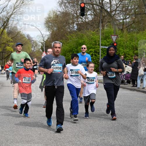 12.04.2026 - 45. Internationalen Wilhelmsburger Insellauf J. Mangold http://msf.ph/oto/9514023 12.04.2026 13:10:26 Ziel 4910, 4278, 4935, 2129, 2982, 2121, 2289, 4250, 5612, 3338, 5704, 4578, 4579, 4356, 3445, 3446, 4562, 3654, 3269, 4552, 3285, 3288, 5444, 5443, 5830, 5259, 3407, 3948, 3949, 3948, 3949, 4540, 2315, 5494, 4909, 5004, 4969, 5762, 4769, 4798, 4134, 4799, 5681, 2897, 3462, 5160, 5768, 3243, 4916, 5161, 3211, 5584, 4770, 5246, 2926, 2927, 5195, 4692, 5417 meine-sportfotos.de