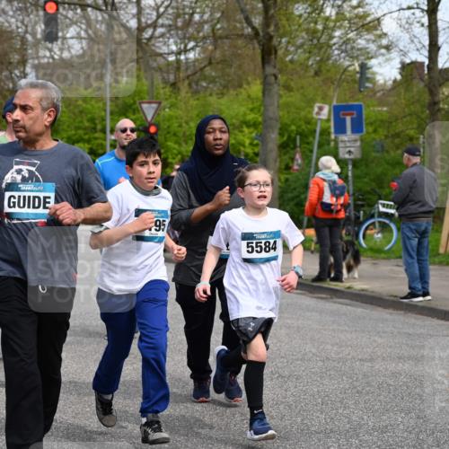 12.04.2026 - 45. Internationalen Wilhelmsburger Insellauf J. Mangold http://msf.ph/oto/9514035 12.04.2026 13:10:27 Ziel 4910, 4278, 4935, 2129, 2982, 2121, 2289, 4250, 5612, 3338, 5704, 4578, 4579, 4356, 3445, 3446, 4562, 3654, 3269, 4552, 3285, 3288, 5444, 5443, 5830, 5259, 3407, 3948, 3949, 4540, 2315, 4540, 2315, 5494, 4909, 5004, 4969, 5762, 4769, 4798, 4134, 4799, 5681, 2897, 3462, 2897, 3462, 5160, 5768, 3243, 4916, 5161, 3211, 5584, 4770, 5246, 2926, 2927, 5195, 4692, 5417, 5199, 2889 meine-sportfotos.de