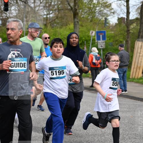 12.04.2026 - 45. Internationalen Wilhelmsburger Insellauf J. Mangold http://msf.ph/oto/9514039 12.04.2026 13:10:28 Ziel 4278, 4935, 2129, 2982, 2121, 2289, 4250, 5612, 3338, 5704, 4578, 4579, 4356, 3445, 3446, 4562, 3654, 3269, 4552, 3285, 3288, 5444, 5443, 5830, 5259, 3407, 3948, 3949, 4540, 2315, 5494, 5494, 4909, 5004, 4969, 5762, 4769, 4798, 4134, 4799, 5681, 2897, 3462, 5160, 5160, 5768, 3243, 4916, 5161, 3211, 5584, 4770, 5246, 2926, 2927, 5195, 4692, 5417, 5199, 2889, 2714 meine-sportfotos.de