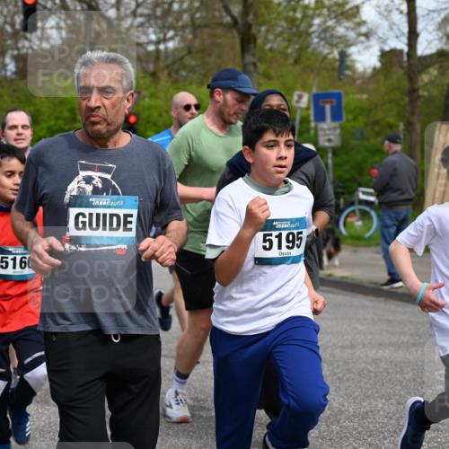 12.04.2026 - 45. Internationalen Wilhelmsburger Insellauf J. Mangold http://msf.ph/oto/9514042 12.04.2026 13:10:28 Ziel 4278, 4935, 2129, 2982, 2121, 2289, 4250, 5612, 3338, 5704, 4578, 4579, 4356, 3445, 3446, 4562, 3654, 3269, 4552, 3285, 3288, 5444, 5443, 5830, 5259, 3407, 3948, 3949, 4540, 2315, 5494, 5494, 4909, 5004, 4969, 5762, 4769, 4798, 4134, 4799, 5681, 2897, 3462, 5160, 5160, 5768, 3243, 4916, 5161, 3211, 5584, 4770, 5246, 2926, 2927, 5195, 4692, 5417, 5199, 2889, 2714 meine-sportfotos.de