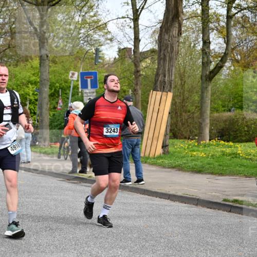12.04.2026 - 45. Internationalen Wilhelmsburger Insellauf J. Mangold http://msf.ph/oto/9514116 12.04.2026 13:10:43 Ziel 4579, 4356, 3445, 3446, 4562, 3654, 3269, 4552, 3285, 3288, 5444, 5443, 5830, 5259, 3407, 3948, 3949, 4540, 2315, 5494, 4909, 5004, 4969, 5762, 4769, 4798, 4134, 4799, 5681, 2897, 3462, 5160, 5768, 3243, 4916, 5161, 3211, 5161, 3211, 5584, 4770, 5246, 2926, 2927, 5195, 4692, 5417, 5199, 2889, 2714, 4216, 4216, 4895, 3932, 2114, 2519, 2113, 2076, 4106, 3247, 5180, 3101, 3734 meine-sportfotos.de