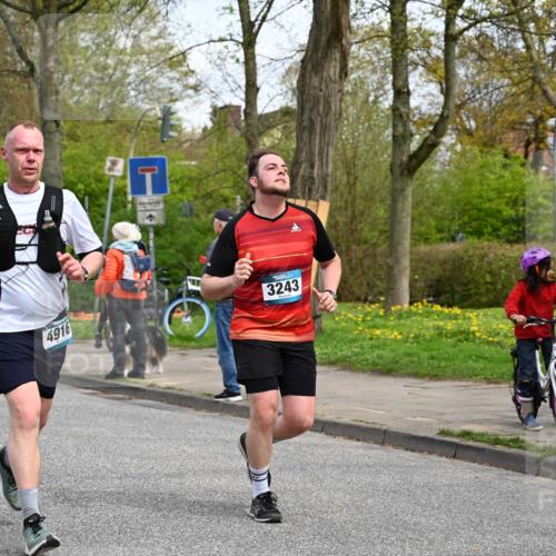 12.04.2026 - 45. Internationalen Wilhelmsburger Insellauf J. Mangold http://msf.ph/oto/9514120 12.04.2026 13:10:44 Ziel 4562, 3654, 3269, 4552, 3285, 3288, 5444, 5443, 5830, 5259, 3407, 3948, 3949, 4540, 2315, 5494, 4909, 5004, 4969, 5762, 4769, 4798, 4134, 4799, 5681, 2897, 3462, 5160, 5768, 3243, 4916, 5161, 3211, 5584, 5584, 4770, 5246, 2926, 2927, 5195, 4692, 5417, 5199, 2889, 2714, 4216, 4895, 4895, 3932, 2114, 2519, 2113, 2076, 4106, 3247, 5180, 3101, 3734 meine-sportfotos.de