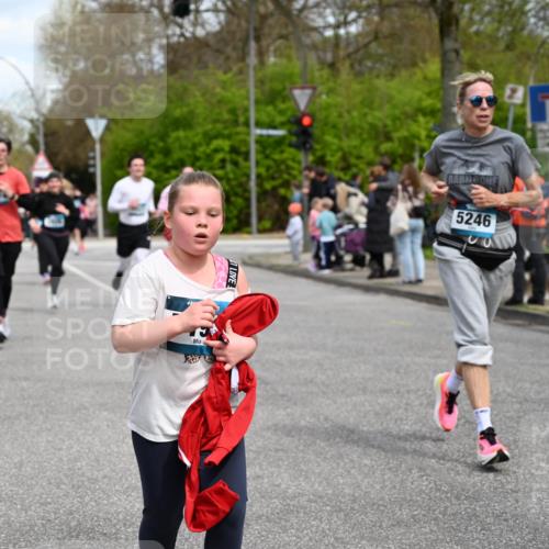 12.04.2026 - 45. Internationalen Wilhelmsburger Insellauf J. Mangold http://msf.ph/oto/9514141 12.04.2026 13:10:47 Ziel 5444, 5443, 5830, 5259, 3407, 3948, 3949, 4540, 2315, 5494, 4909, 5004, 4969, 5762, 4769, 4798, 4134, 4799, 5681, 2897, 3462, 5160, 5768, 3243, 4916, 5161, 3211, 5584, 4770, 5246, 2926, 2927, 5195, 4692, 5417, 5199, 2889, 2714, 4216, 4895, 3932, 2114, 2519, 2113, 2076, 4106, 3247, 5180, 3101, 3734, 4796 meine-sportfotos.de