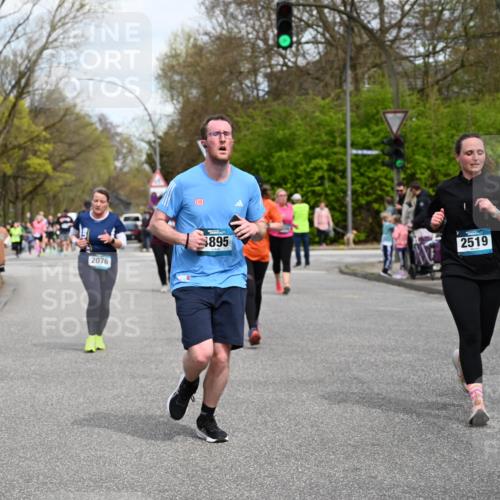 12.04.2026 - 45. Internationalen Wilhelmsburger Insellauf J. Mangold http://msf.ph/oto/9514144 12.04.2026 13:10:57 Ziel 4969, 5762, 4769, 4798, 4134, 4799, 5681, 2897, 3462, 5160, 5768, 3243, 4916, 5161, 3211, 5584, 4770, 5246, 2926, 2927, 5195, 4692, 5417, 5199, 2889, 2714, 4216, 4895, 3932, 2114, 2519, 3932, 2114, 2519, 2113, 2076, 4106, 3247, 5180, 3101, 3734, 4796, 2461, 4810, 3994, 4558, 3573, 4427, 2844, 3115, 4726, 4051, 2827, 2825 meine-sportfotos.de
