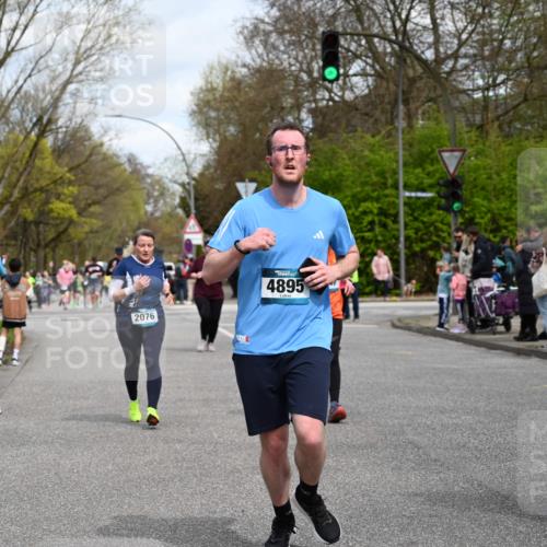 12.04.2026 - 45. Internationalen Wilhelmsburger Insellauf J. Mangold http://msf.ph/oto/9514149 12.04.2026 13:10:57 Ziel 4969, 5762, 4769, 4798, 4134, 4799, 5681, 2897, 3462, 5160, 5768, 3243, 4916, 5161, 3211, 5584, 4770, 5246, 2926, 2927, 5195, 4692, 5417, 5199, 2889, 2714, 4216, 4895, 3932, 2114, 2519, 3932, 2114, 2519, 2113, 2076, 4106, 3247, 5180, 3101, 3734, 4796, 2461, 4810, 3994, 4558, 3573, 4427, 2844, 3115, 4726, 4051, 2827, 2825 meine-sportfotos.de