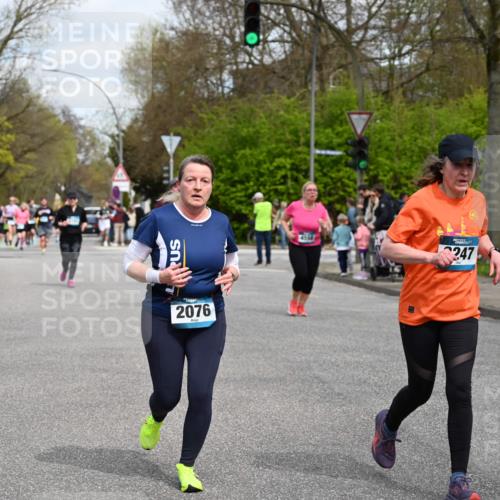 12.04.2026 - 45. Internationalen Wilhelmsburger Insellauf J. Mangold http://msf.ph/oto/9514162 12.04.2026 13:10:59 Ziel 4769, 4798, 4134, 4799, 5681, 2897, 3462, 5160, 5768, 3243, 4916, 5161, 3211, 5584, 4770, 5246, 2926, 2927, 5195, 4692, 5417, 5199, 2889, 2714, 4216, 4895, 3932, 2114, 2519, 2113, 2076, 4106, 3247, 5180, 3101, 3734, 4796, 2461, 4810, 3994, 4558, 3573, 4427, 2844, 3115, 4726, 4051, 2827, 2825, 4985 meine-sportfotos.de