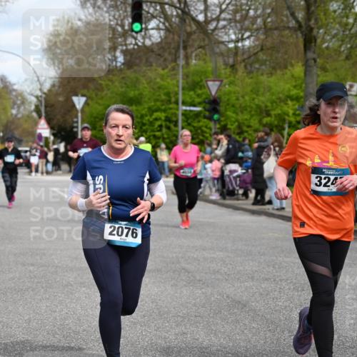 12.04.2026 - 45. Internationalen Wilhelmsburger Insellauf J. Mangold http://msf.ph/oto/9514166 12.04.2026 13:11:00 Ziel 4769, 4798, 4134, 4799, 5681, 2897, 3462, 5160, 5768, 3243, 4916, 5161, 3211, 5584, 4770, 5246, 2926, 2927, 5195, 4692, 5417, 5199, 2889, 2714, 4216, 4895, 3932, 2114, 2519, 2113, 2076, 4106, 3247, 5180, 3101, 3734, 4796, 2461, 4810, 3994, 4558, 3573, 4427, 2844, 3115, 4726, 4051, 2827, 2825, 4985, 4193 meine-sportfotos.de