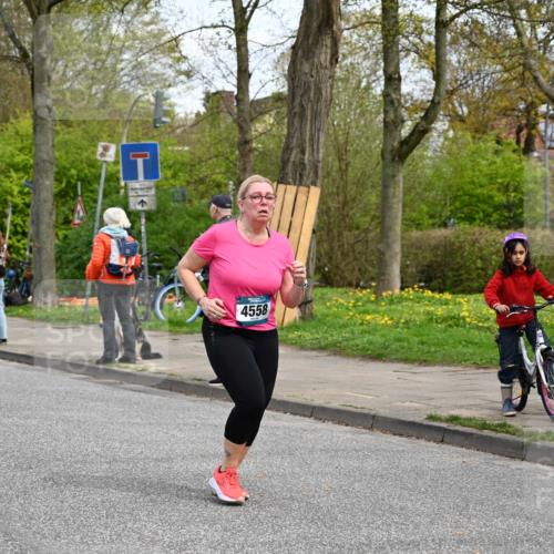 12.04.2026 - 45. Internationalen Wilhelmsburger Insellauf J. Mangold http://msf.ph/oto/9514178 12.04.2026 13:11:04 Ziel 2897, 3462, 5160, 5768, 3243, 4916, 5161, 3211, 5584, 4770, 5246, 2926, 2927, 5195, 4692, 5417, 5199, 2889, 2714, 4216, 4895, 3932, 2114, 2519, 2113, 2076, 4106, 3247, 5180, 5180, 3101, 3734, 4796, 2461, 4810, 3994, 4558, 3573, 3573, 4427, 2844, 3115, 4726, 4051, 2827, 2825, 4985, 4193, 3643, 5525, 5403, 2084, 5772, 3733 meine-sportfotos.de