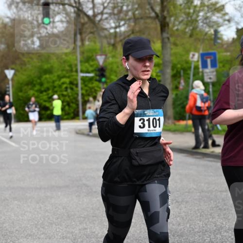 12.04.2026 - 45. Internationalen Wilhelmsburger Insellauf J. Mangold http://msf.ph/oto/9514190 12.04.2026 13:11:06 Ziel 5768, 3243, 4916, 5161, 3211, 5584, 4770, 5246, 2926, 2927, 5195, 4692, 5417, 5199, 2889, 2714, 4216, 4895, 3932, 2114, 2519, 2113, 2076, 4106, 3247, 5180, 3101, 3101, 3734, 4796, 2461, 4810, 3994, 4558, 3573, 4427, 2844, 3115, 4726, 4051, 2827, 2825, 4985, 4193, 3643, 5525, 5403, 2084, 5772, 3733 meine-sportfotos.de