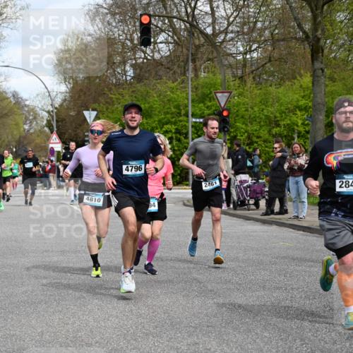 12.04.2026 - 45. Internationalen Wilhelmsburger Insellauf J. Mangold http://msf.ph/oto/9514220 12.04.2026 13:11:12 Ziel 2926, 2927, 5195, 4692, 5417, 5199, 2889, 2714, 4216, 4895, 3932, 2114, 2519, 2113, 2076, 4106, 3247, 5180, 3101, 3734, 4796, 2461, 4810, 3994, 4558, 3573, 4427, 2844, 3115, 4726, 4051, 2827, 2825, 4985, 4193, 4193, 3643, 5525, 5403, 2084, 5772, 3733, 4730, 3969, 3055, 4664, 2396, 3079 meine-sportfotos.de