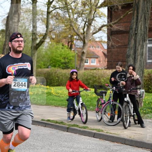 12.04.2026 - 45. Internationalen Wilhelmsburger Insellauf J. Mangold http://msf.ph/oto/9514227 12.04.2026 13:11:13 Ziel 2926, 2927, 5195, 4692, 5417, 5199, 2889, 2714, 4216, 4895, 3932, 2114, 2519, 2113, 2076, 4106, 3247, 5180, 3101, 3734, 4796, 2461, 4810, 2461, 4810, 3994, 4558, 3573, 4427, 2844, 3115, 4726, 4051, 2827, 2825, 4985, 4193, 3643, 5525, 5403, 3643, 5525, 5403, 2084, 5772, 3733, 4730, 3969, 3055, 4664, 2396, 3079, 3138 meine-sportfotos.de