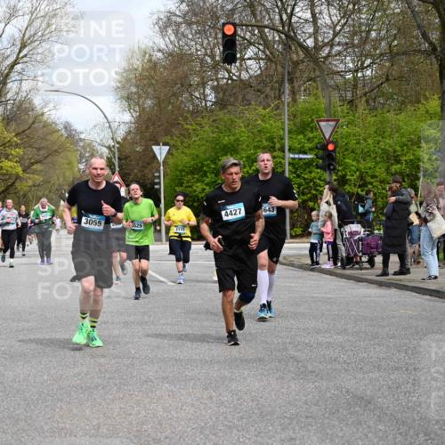 12.04.2026 - 45. Internationalen Wilhelmsburger Insellauf J. Mangold http://msf.ph/oto/9514238 12.04.2026 13:11:18 Ziel 4216, 4895, 3932, 2114, 2519, 2113, 2076, 4106, 3247, 5180, 3101, 3734, 4796, 2461, 4810, 3994, 4558, 3573, 4427, 2844, 3115, 4726, 4051, 2827, 2825, 4985, 4193, 3643, 5525, 5403, 2084, 5772, 3733, 4730, 3969, 3055, 4664, 2396, 3079, 3138, 5402, 2136, 4683, 5640 meine-sportfotos.de