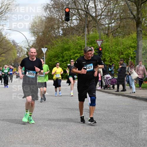 12.04.2026 - 45. Internationalen Wilhelmsburger Insellauf J. Mangold http://msf.ph/oto/9514247 12.04.2026 13:11:19 Ziel 4216, 4895, 3932, 2114, 2519, 2113, 2076, 4106, 3247, 5180, 3101, 3734, 4796, 2461, 4810, 3994, 4558, 3573, 4427, 2844, 3115, 4726, 4051, 3115, 4726, 4051, 2827, 2825, 4985, 4193, 3643, 5525, 5403, 2084, 5772, 3733, 4730, 3969, 4730, 3969, 3055, 4664, 2396, 3079, 3138, 5402, 2136, 4683, 5640, 4480 meine-sportfotos.de