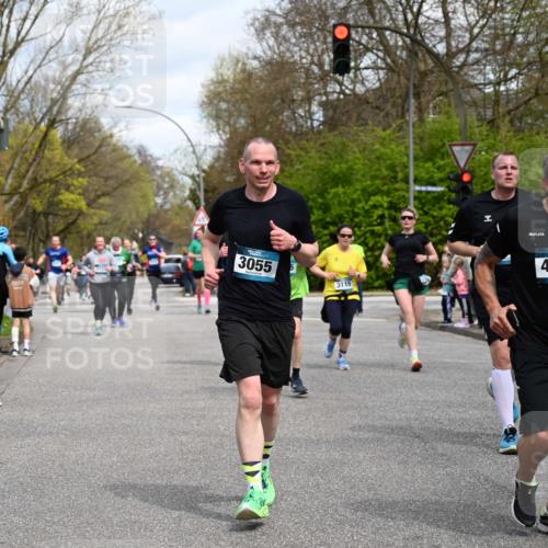 12.04.2026 - 45. Internationalen Wilhelmsburger Insellauf J. Mangold http://msf.ph/oto/9514252 12.04.2026 13:11:19 Ziel 4216, 4895, 3932, 2114, 2519, 2113, 2076, 4106, 3247, 5180, 3101, 3734, 4796, 2461, 4810, 3994, 4558, 3573, 4427, 2844, 3115, 4726, 4051, 3115, 4726, 4051, 2827, 2825, 4985, 4193, 3643, 5525, 5403, 2084, 5772, 3733, 4730, 3969, 4730, 3969, 3055, 4664, 2396, 3079, 3138, 5402, 2136, 4683, 5640, 4480 meine-sportfotos.de