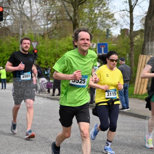 12.04.2026 - 45. Internationalen Wilhelmsburger Insellauf J. Mangold http://msf.ph/oto/9514265 12.04.2026 13:11:22 Ziel 3932, 2114, 2519, 2113, 2076, 4106, 3247, 5180, 3101, 3734, 4796, 2461, 4810, 3994, 4558, 3573, 4427, 2844, 3115, 4726, 4051, 2827, 2825, 4985, 4985, 4193, 3643, 5525, 5403, 2084, 5772, 3733, 4730, 3969, 3055, 4664, 2396, 3079, 3138, 5402, 2136, 4683, 5640, 4480, 4987, 2445, 4930 meine-sportfotos.de