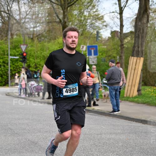 12.04.2026 - 45. Internationalen Wilhelmsburger Insellauf J. Mangold http://msf.ph/oto/9514272 12.04.2026 13:11:23 Ziel 2113, 2076, 4106, 3247, 5180, 3101, 3734, 4796, 2461, 4810, 3994, 4558, 3573, 4427, 2844, 3115, 4726, 4051, 2827, 2825, 4985, 4193, 3643, 5525, 5403, 2084, 5772, 3733, 4730, 3969, 3055, 4664, 2396, 3079, 2396, 3079, 3138, 5402, 2136, 4683, 5640, 4480, 4987, 2445, 4930, 2024 meine-sportfotos.de