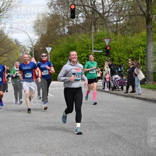 12.04.2026 - 45. Internationalen Wilhelmsburger Insellauf J. Mangold http://msf.ph/oto/9514284 12.04.2026 13:11:25 Ziel 2076, 4106, 3247, 5180, 3101, 3734, 4796, 2461, 4810, 3994, 4558, 3573, 4427, 2844, 3115, 4726, 4051, 2827, 2825, 4985, 4193, 3643, 5525, 5403, 3643, 5525, 5403, 2084, 5772, 3733, 4730, 3969, 3055, 4664, 2396, 3079, 3138, 3138, 5402, 2136, 4683, 5640, 4480, 4987, 2445, 4930, 2024, 4328 meine-sportfotos.de