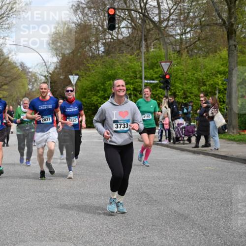 12.04.2026 - 45. Internationalen Wilhelmsburger Insellauf J. Mangold http://msf.ph/oto/9514286 12.04.2026 13:11:25 Ziel 2076, 4106, 3247, 5180, 3101, 3734, 4796, 2461, 4810, 3994, 4558, 3573, 4427, 2844, 3115, 4726, 4051, 2827, 2825, 4985, 4193, 3643, 5525, 5403, 3643, 5525, 5403, 2084, 5772, 3733, 4730, 3969, 3055, 4664, 2396, 3079, 3138, 3138, 5402, 2136, 4683, 5640, 4480, 4987, 2445, 4930, 2024, 4328 meine-sportfotos.de