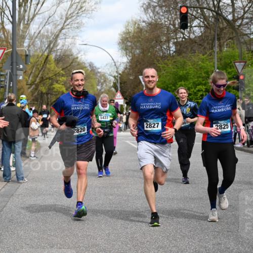 12.04.2026 - 45. Internationalen Wilhelmsburger Insellauf J. Mangold http://msf.ph/oto/9514300 12.04.2026 13:11:27 Ziel 2076, 4106, 3247, 5180, 3101, 3734, 4796, 2461, 4810, 3994, 4558, 3573, 4427, 2844, 3115, 4726, 4051, 2827, 2825, 4985, 4193, 3643, 5525, 5403, 2084, 5772, 3733, 3733, 4730, 3969, 3055, 4664, 2396, 3079, 3138, 5402, 2136, 2136, 4683, 5640, 4480, 4987, 2445, 4930, 2024, 4328, 4276, 5031 meine-sportfotos.de