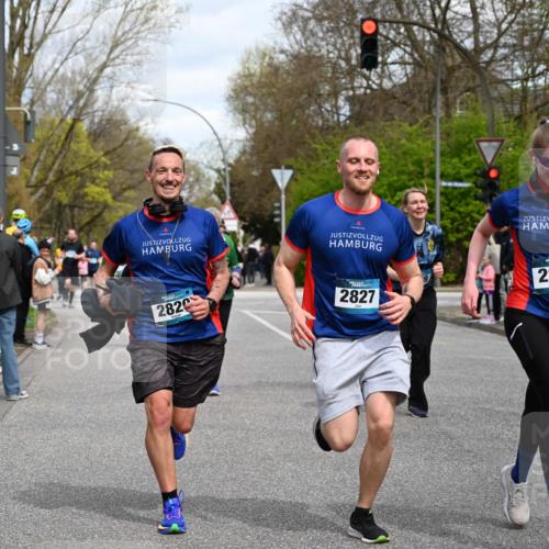 12.04.2026 - 45. Internationalen Wilhelmsburger Insellauf J. Mangold http://msf.ph/oto/9514305 12.04.2026 13:11:27 Ziel 2076, 4106, 3247, 5180, 3101, 3734, 4796, 2461, 4810, 3994, 4558, 3573, 4427, 2844, 3115, 4726, 4051, 2827, 2825, 4985, 4193, 3643, 5525, 5403, 2084, 5772, 3733, 3733, 4730, 3969, 3055, 4664, 2396, 3079, 3138, 5402, 2136, 2136, 4683, 5640, 4480, 4987, 2445, 4930, 2024, 4328, 4276, 5031 meine-sportfotos.de