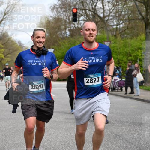 12.04.2026 - 45. Internationalen Wilhelmsburger Insellauf J. Mangold http://msf.ph/oto/9514311 12.04.2026 13:11:28 Ziel 3247, 5180, 3101, 3734, 4796, 2461, 4810, 3994, 4558, 3573, 4427, 2844, 3115, 4726, 4051, 2827, 2825, 4985, 4193, 3643, 5525, 5403, 2084, 5772, 3733, 4730, 3969, 3055, 4664, 2396, 3079, 3138, 5402, 2136, 4683, 4683, 5640, 4480, 4987, 2445, 4930, 2024, 4328, 4276, 5031, 4532, 2742 meine-sportfotos.de