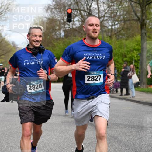 12.04.2026 - 45. Internationalen Wilhelmsburger Insellauf J. Mangold http://msf.ph/oto/9514312 12.04.2026 13:11:28 Ziel 3247, 5180, 3101, 3734, 4796, 2461, 4810, 3994, 4558, 3573, 4427, 2844, 3115, 4726, 4051, 2827, 2825, 4985, 4193, 3643, 5525, 5403, 2084, 5772, 3733, 4730, 3969, 3055, 4664, 2396, 3079, 3138, 5402, 2136, 4683, 4683, 5640, 4480, 4987, 2445, 4930, 2024, 4328, 4276, 5031, 4532, 2742 meine-sportfotos.de