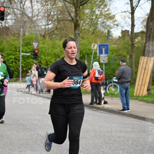 12.04.2026 - 45. Internationalen Wilhelmsburger Insellauf J. Mangold http://msf.ph/oto/9514328 12.04.2026 13:11:30 Ziel 3101, 3734, 4796, 2461, 4810, 3994, 4558, 3573, 4427, 2844, 3115, 4726, 4051, 2827, 2825, 4985, 4193, 3643, 5525, 5403, 2084, 5772, 3733, 4730, 3969, 3055, 4664, 2396, 3079, 3138, 5402, 2136, 4683, 5640, 5640, 4480, 4987, 2445, 4930, 2024, 4328, 4276, 5031, 4532, 2742 meine-sportfotos.de